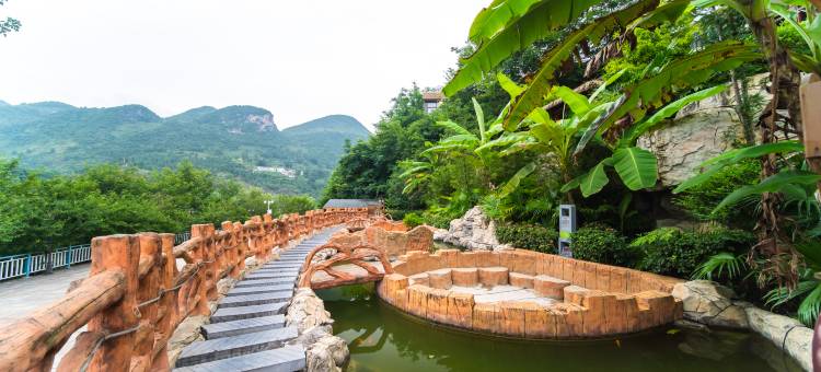 黔贵六广温泉酒店图片
