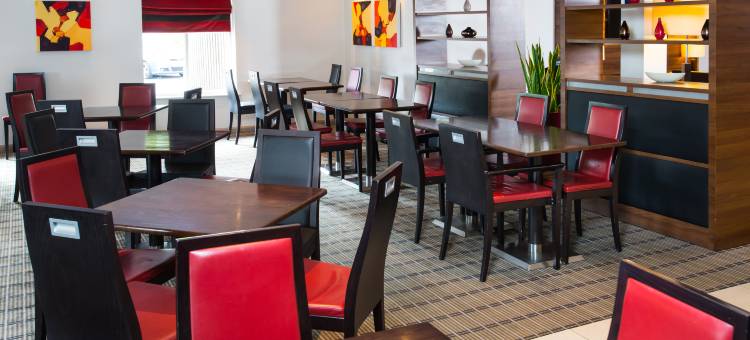 伯明翰奥尔德伯里智选假日酒店(Holiday Inn Express Birmingham - Oldbury)图片