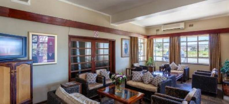 洛甘达卡鲁山林小屋(Loganda Karoo Lodge)图片