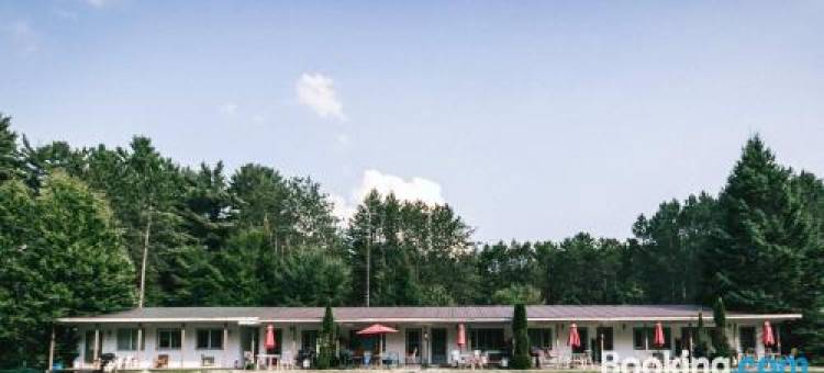 高瀑布湾小屋、露营和水上公园度假村(High Falls Bay Cottages, Camping & Waterpark)图片