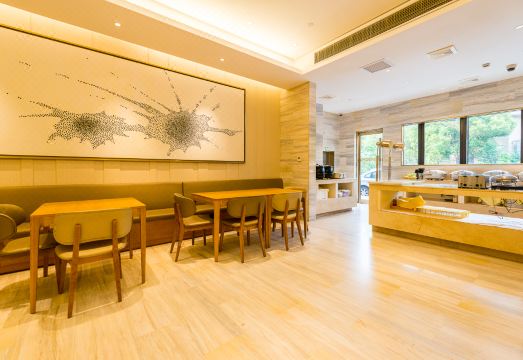 JI Hotel (Shanghai Jindu Road) Hotel Overview