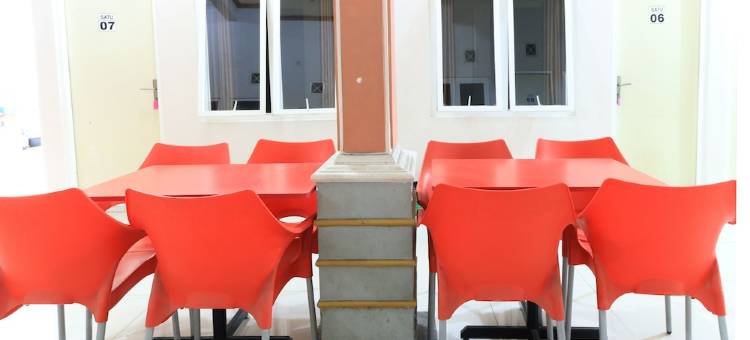 Homestay Babussalam Rungkut Mitra RedDoorz图片