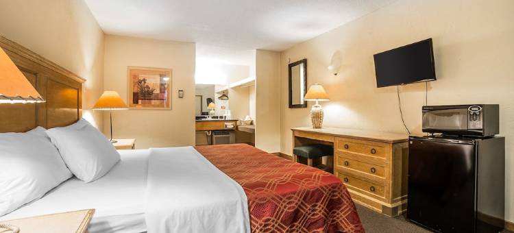 伊克诺旅馆及套房卡利斯佩尔 - 冰川国家公园门户酒店(Econo Lodge Inn & Suites Kalispell - Glacier National Park Gateway)图片