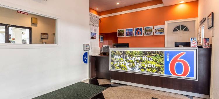 圣拉斐尔6号汽车旅馆(Motel 6 San Rafael, CA)图片