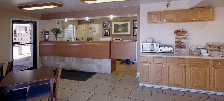 塔斯卡卢萨美洲最佳价值酒店(Americas Best Value Inn Tuscaloosa)图片