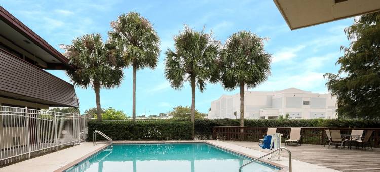 Bay Inn on Busch图片