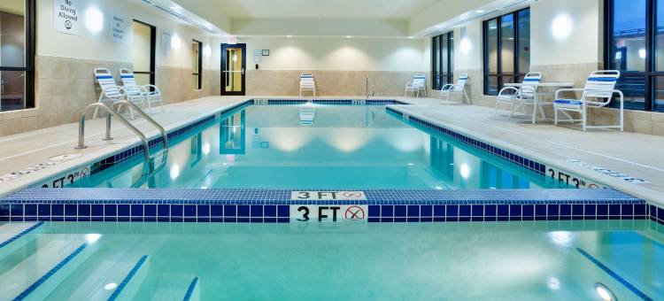 智选假日套房酒店白沙湾 - 湖和谐(Holiday Inn Express & Suites White Haven - Poconos)图片