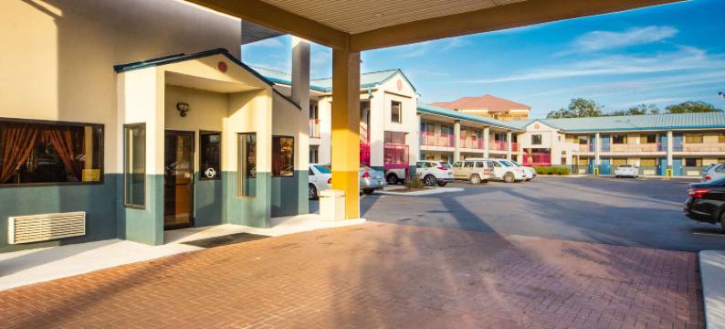 劳雷尔伊克诺旅馆(Econo Lodge Laurel)图片