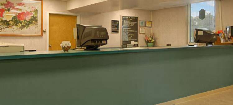 普拉茨堡速8酒店(Super 8 by Wyndham Plattsburgh)图片