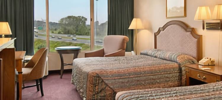 伊利-I 90速8酒店(Econo Lodge)图片