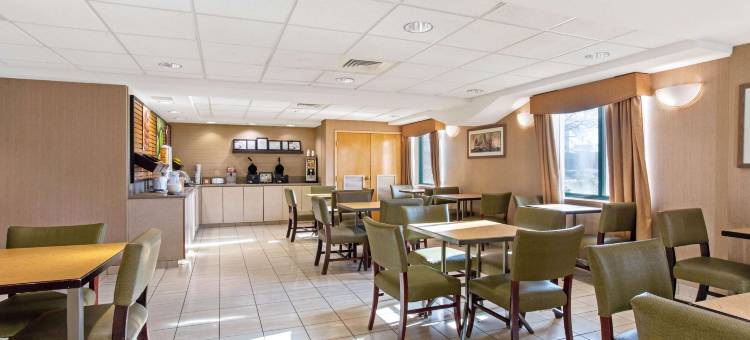 波士顿萨默维尔拉昆塔温德姆套房酒店(La Quinta by Wyndham Boston Somerville)图片