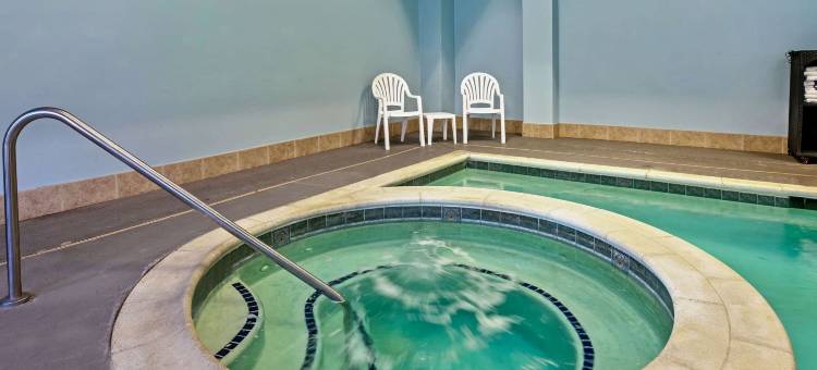 加兰港口拉昆塔温德姆套房酒店(La Quinta Inn & Suites by Wyndham Garland Harbor Point)图片