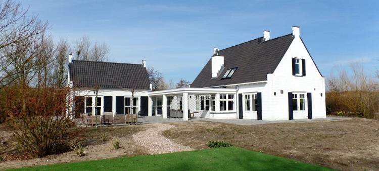 Beautiful Detached 10 Person House Within Walking Distance of the Beach in Ouddorp图片