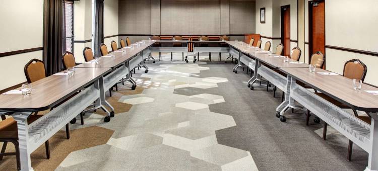 智选假日套房酒店匹兹堡机场(Holiday Inn Express & Suites Pittsburgh Airport)图片