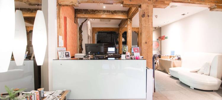 波萨达德尔佩内小宫殿(Petit Palace Posada del Peine)图片