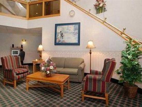 Quality Inn Elyria Hotel Reviews And Room Rates Trip Com