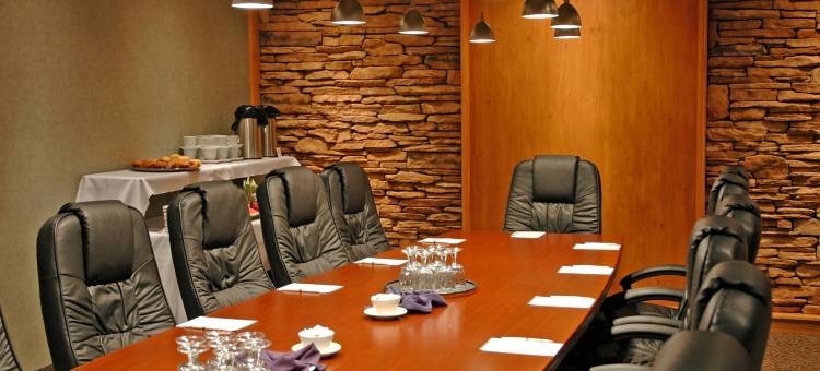 林荫贝斯特韦斯特优质酒店及会议中心(Best Western Parkway Inn  Conference Centre)图片