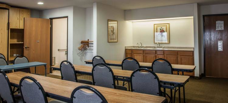 品质酒店 哥伦比亚市 近US-30(BlissPoint Inn Columbia City)图片