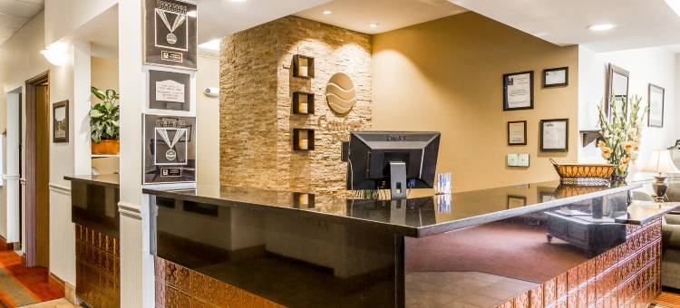 舒适酒店-埃尔斯沃思巴尔港(Comfort Inn Ellsworth - Bar Harbor)图片