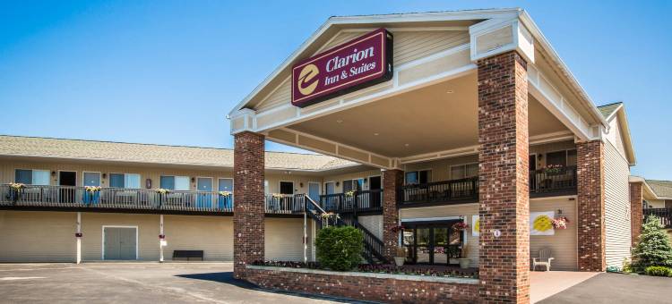 克拉丽奥套房酒店(乔治湖奥特莱斯)(Clarion Inn & Suites at the Outlets of Lake George)图片