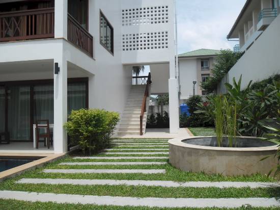 蘇梅島麥加拉度假村及泳池別墅