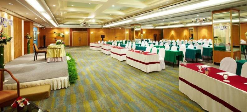 皇家河畔酒店(The Royal River Hotel)图片