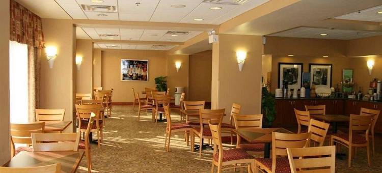 尚佩恩/厄巴纳希尔顿欢朋酒店(Hampton Inn Champaign/Urbana)图片