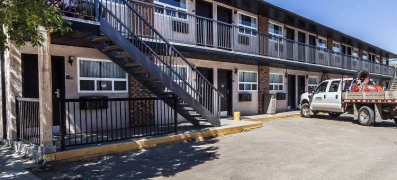 德拉姆赫勒套房伊克诺旅馆(Econo Lodge Inn & Suites Drumheller)图片