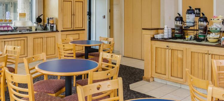 诺福克海军基地伊克诺旅馆(Econo Lodge Naval Station Norfolk)图片