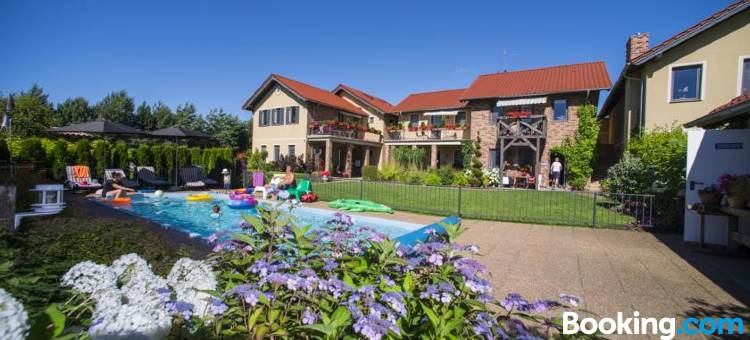 维拉马勒公寓式酒店(Villa Mare Apartamenty)图片