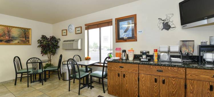 狄龙温德姆速 8 酒店(Super 8 by Wyndham Dillon)图片