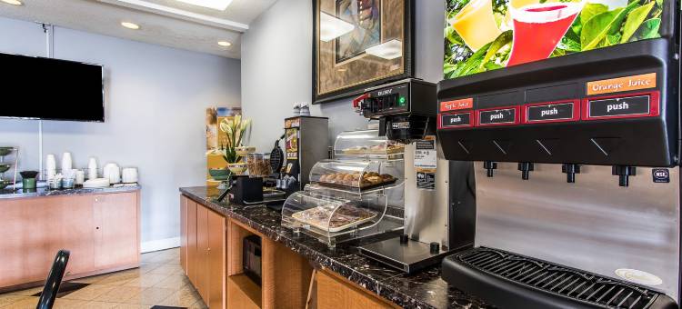 大学伊克诺套房酒店(Econo Lodge Inn & Suites University)图片