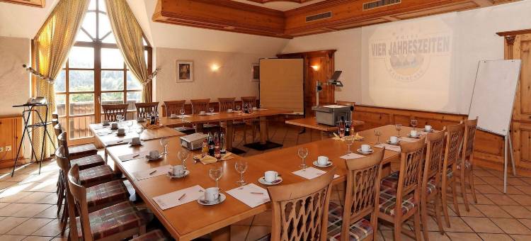 瓦尔德基兴市鲁明顿斯酒店(Roomingtons City Waldkirchen)图片