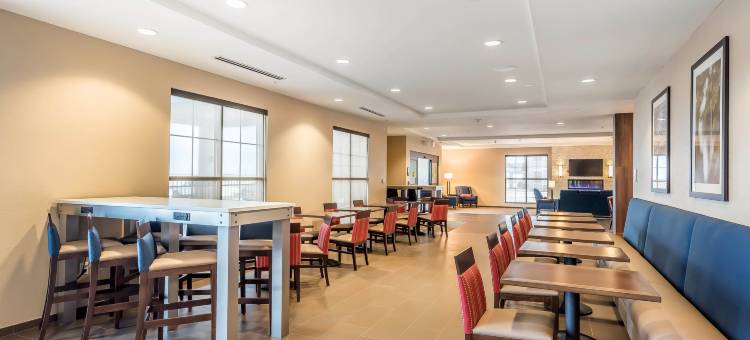 悉尼I-80舒适套房酒店(Comfort Inn & Suites Sidney I-80)图片