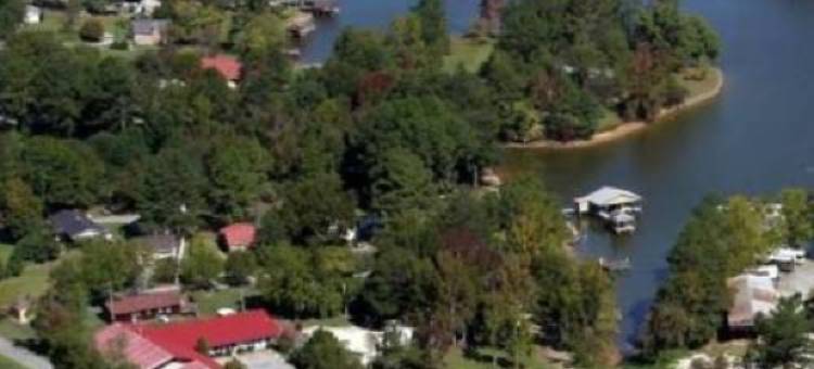 马丽娜海港温泉乡村旅馆(Bay Springs Country Inn & Marina)图片