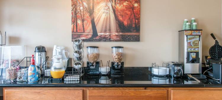 皮托斯基温德姆速8酒店(Super 8 by Wyndham Petoskey)图片