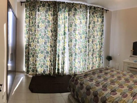 迪拜国际机场T3航站楼A出发区(综合购物区店