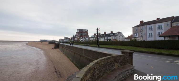 Lovely Sea Front House in Cleethorpes - Sleeps 6图片