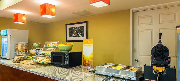 加兰凯艺套房酒店-东达拉斯(Quality Inn & Suites Garland - East Dallas)图片