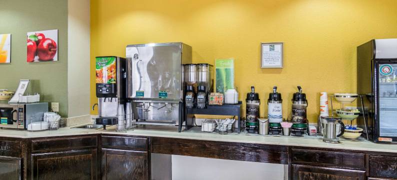 品质酒店及套房-近I-80和I-294(Quality Inn & Suites Harvey - Chicago Southland)图片