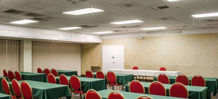 品质酒店及套房海湾微风海湾旁靠近彭萨科拉海滩(Quality Inn & Suites Gulf Breeze Bayside Near Pensacola Beach)图片