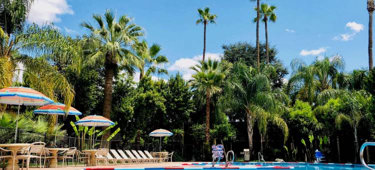 贝克斯菲尔德北克拉丽奥酒店(Hiltop Hotel)图片