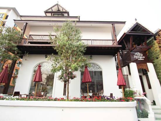 清萊清盛弗羅拉酒店