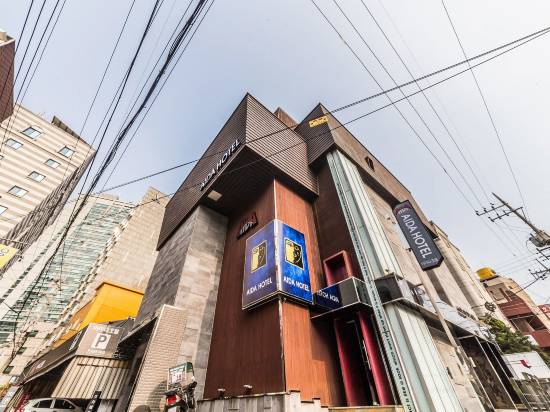 新村艾達汽車旅館