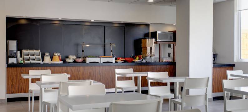 坎昆万豪城市快捷青年酒店(City Express Junior by Marriott Cancun)图片