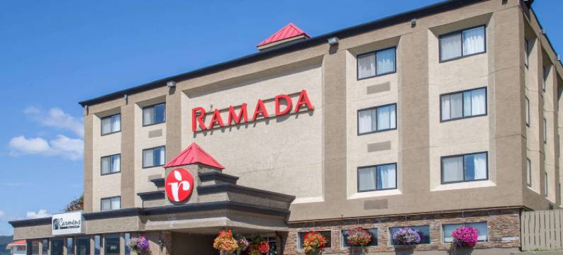 威廉姆斯湖温德姆华美达酒店(Ramada by Wyndham Williams Lake)图片