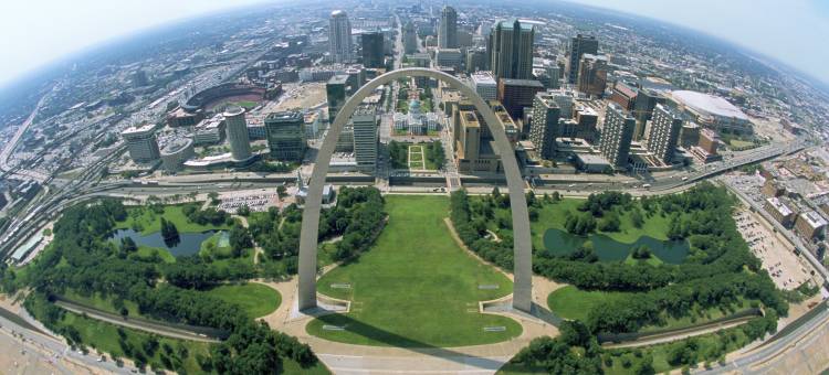 圣路易斯机场皇冠假日酒店(Crowne Plaza ST. Louis Airport)图片