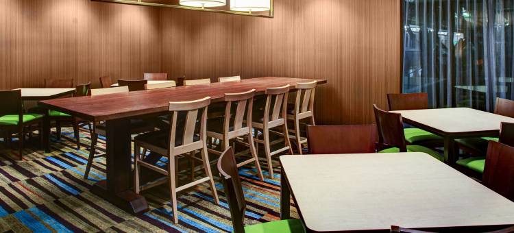 洛杉矶国际机场/埃尔塞贡多万枫酒店(Fairfield Inn & Suites by Marriott Los Angeles LAX/El Segundo)图片