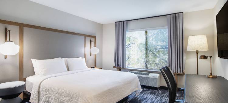 基洛纳万豪万枫酒店(Fairfield Inn & Suites Kelowna)图片