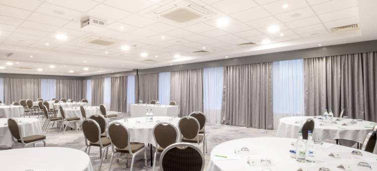 Holiday Inn 斯蒂文尼奇(Holiday Inn Stevenage)图片